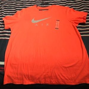 Nike tee